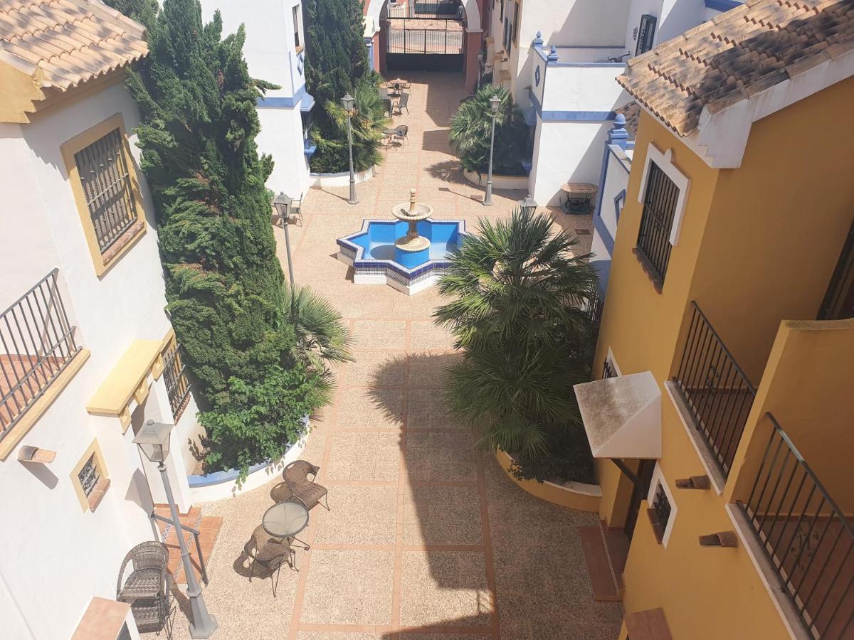 Calle Carlos Primero, Рода Экстерьер фото